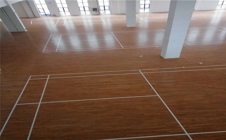 學校籃球運動地板單層龍骨結構