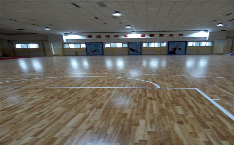 楓樺木風雨操場運動地板價格