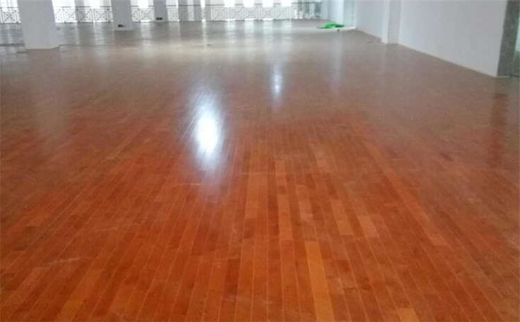 22厚乒乓球館木地板造價(jià)是的多少？