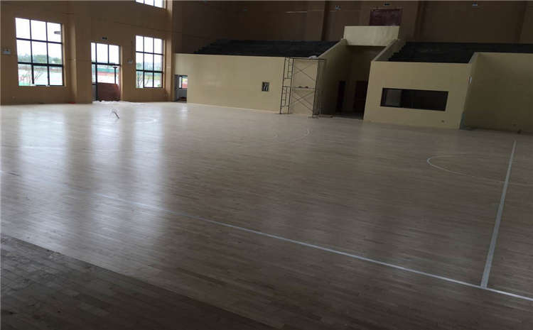 主輔龍骨結構羽毛球館木地板每平米價格