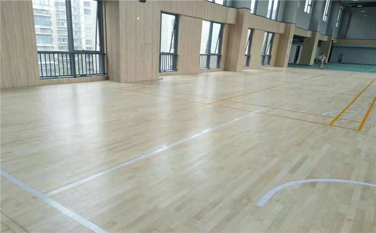 20厚排球館木地板哪個品牌好?
