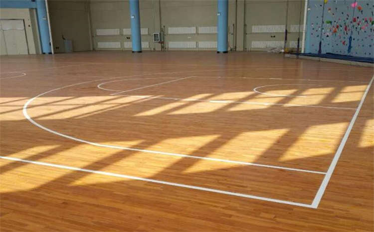沒防潮膜不能安裝企口運動木地板