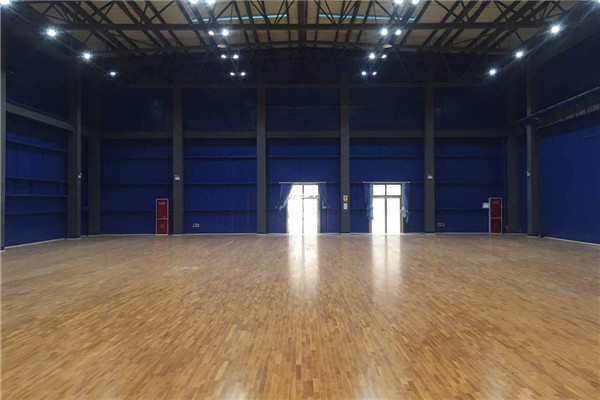 四川綿陽市梓潼縣體育館木地板圖片